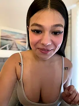 Alyshanon18 online show from 3, 10, 2025