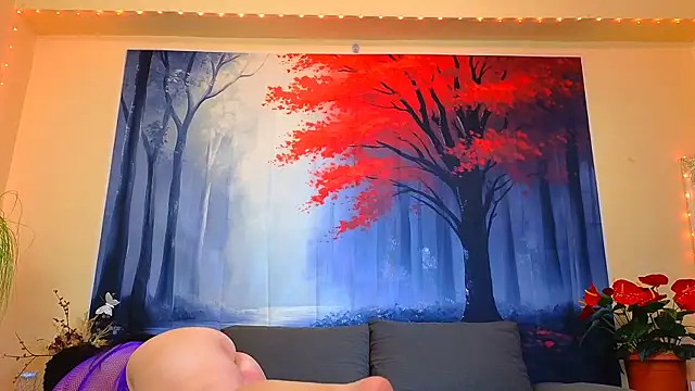 ElizabethEven online show from 2, 2, 2025