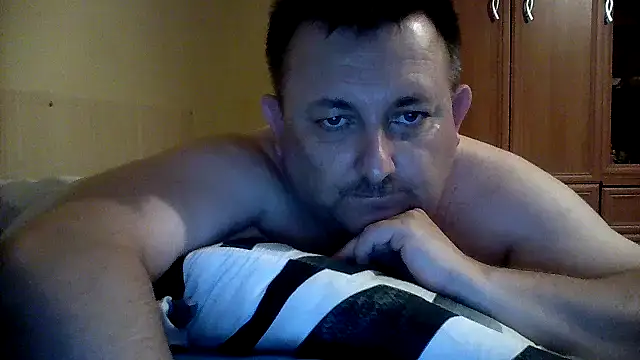 Snapshot of Novy73 chatting on 21, 9, 2025 Novy73 online show from 21, 9, 2025