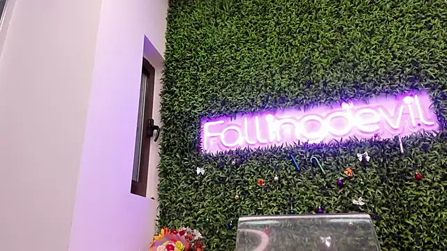 realhotfallingdevil online show from 23, 3, 2026