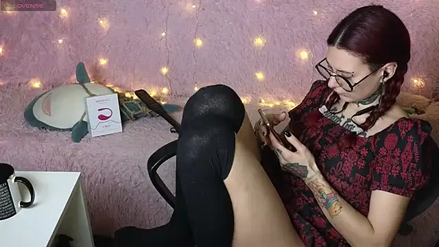 Ginger Stay online show from 15, 1, 2025