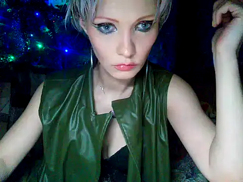 Snapshot of WildMissNiks chatting on 29, 12, 2024 WildMissNiks online show from 29, 12, 2024