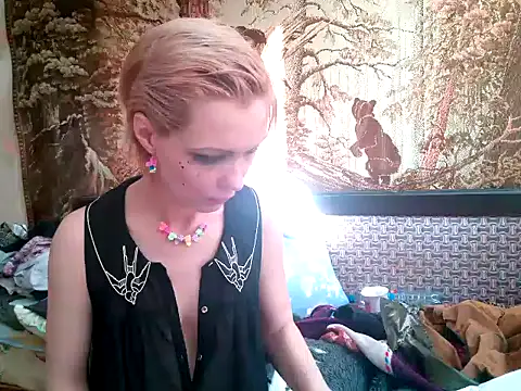 Snapshot of WildMissNiks chatting on 23, 2, 2025 WildMissNiks online show from 23, 2, 2025