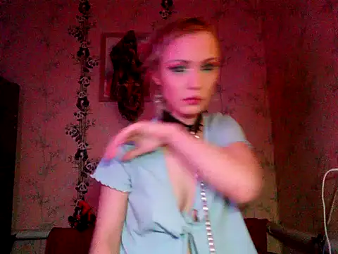 Snapshot of WildMissNiks chatting on 29, 11, 2025 WildMissNiks online show from 29, 11, 2025