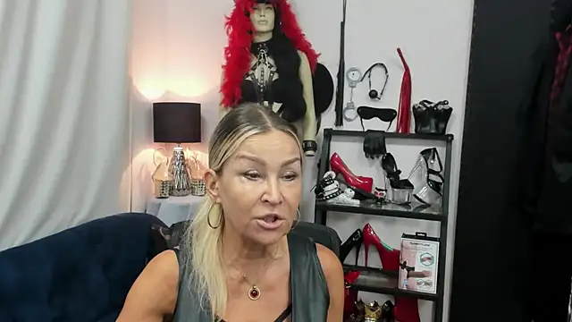 crystaLUX online show from 9, 9, 2025