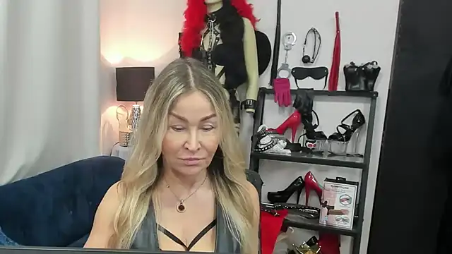 crystaLUX online show from 12, 1, 2026