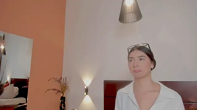 Christy Sea online show from 13, 2, 2025