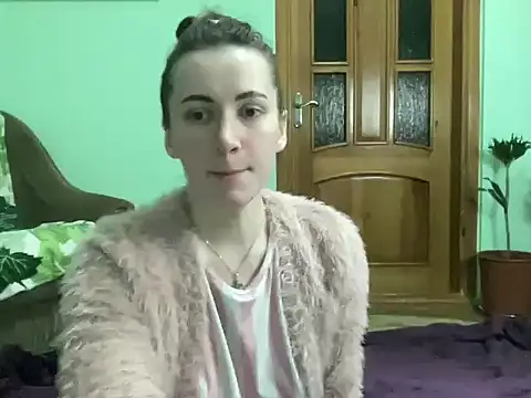 AngelTough20 online show from 4, 11, 2025