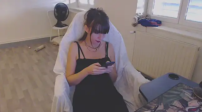 missthon0 online show from 6, 12, 2024