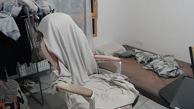 missthon0 online show from 25, 9, 2025