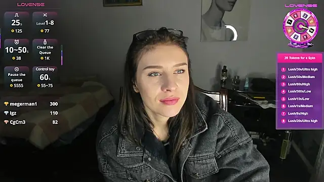 Snapshot of KindKristy chatting on 10, 2, 2025 KindKristy online show from 10, 2, 2025