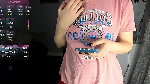 Snapshot of KindKristy chatting on 3, 3, 2025 KindKristy online show from 3, 3, 2025