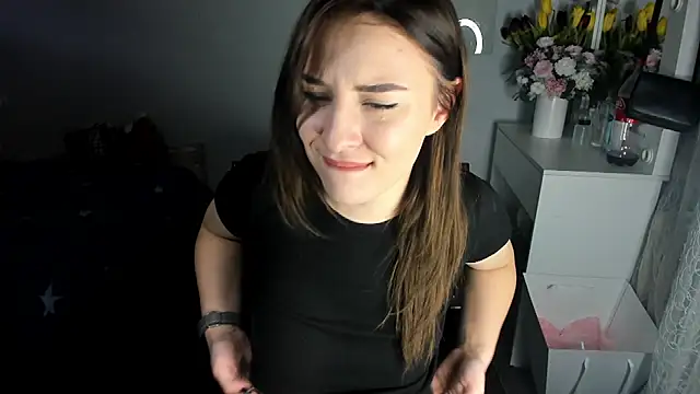 Snapshot of KindKristy chatting on 12, 3, 2025 KindKristy online show from 12, 3, 2025