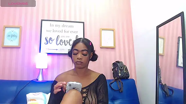 EvelynHeather online show from 8, 3, 2025