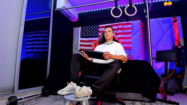 Aydenmiller96 online show from 8, 10, 2025