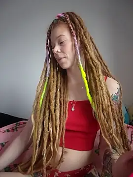 Snapshot of LucidLucy chatting on 15, 12, 2025 LucidLucy online show from 15, 12, 2025