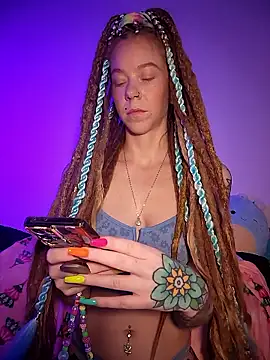 Snapshot of LucidLucy chatting on 17, 12, 2025 LucidLucy online show from 17, 12, 2025