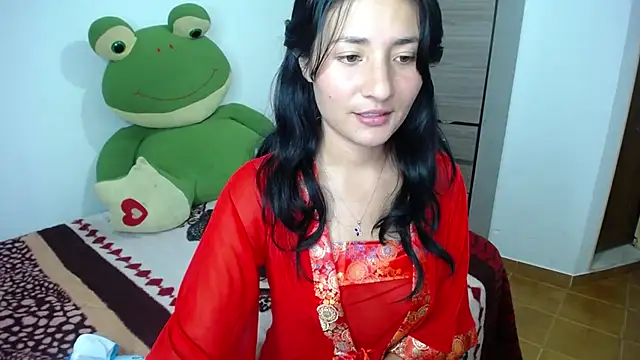 Snapshot of emily_honter chatting on 21, 2, 2025 emily honter online show from 21, 2, 2025