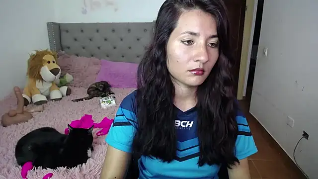 Snapshot of emily_honter chatting on 18, 11, 2025 emily honter online show from 18, 11, 2025