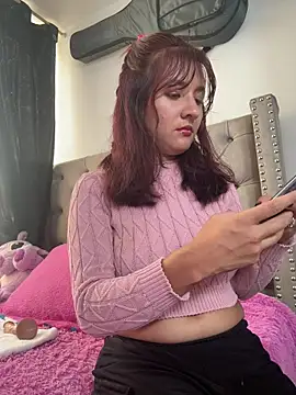 Snapshot of emily_honter chatting on 20, 5, 2026 emily honter online show from 20, 5, 2026