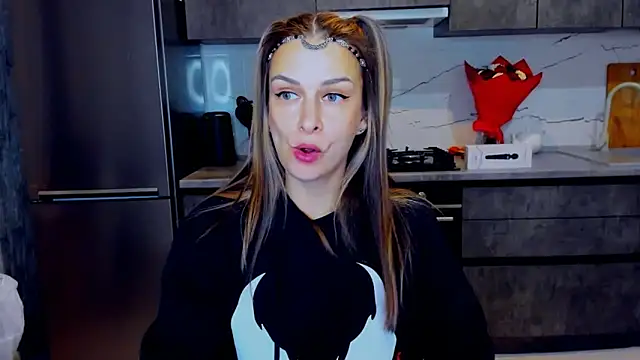 AlexiaDarren online show from 14, 2, 2025