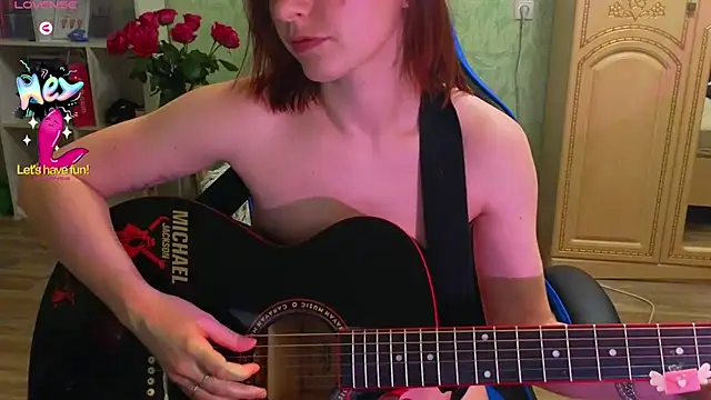 Snapshot of DanaMartina chatting on 8, 3, 2025 DanaMartina online show from 8, 3, 2025