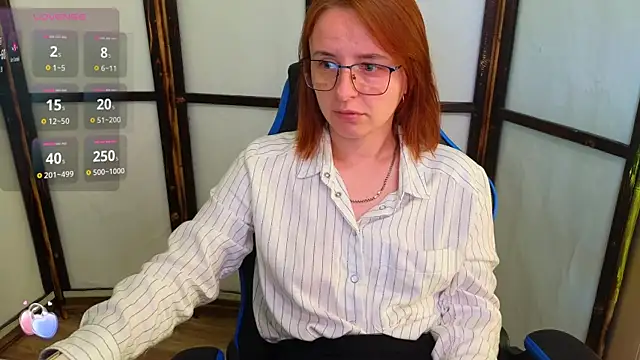 Snapshot of DanaMartina chatting on 16, 9, 2025 DanaMartina online show from 16, 9, 2025