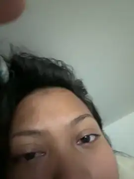 Bubbleliyah online show from 5, 1, 2025