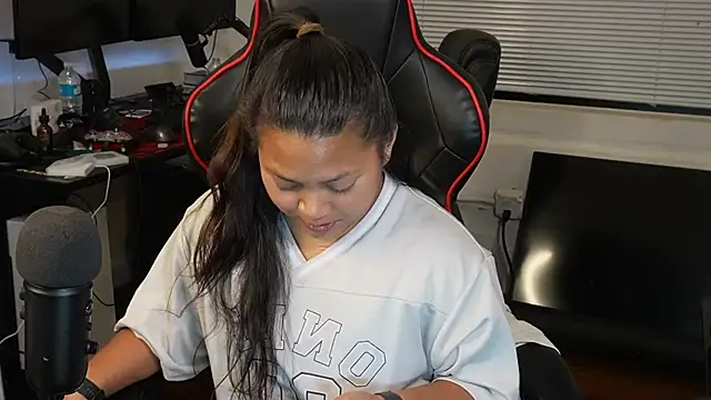 Bubbleliyah online show from 19, 2, 2025