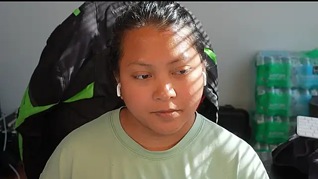 Snapshot of Bubbleliyah chatting on 18, 5, 2026 Bubbleliyah online show from 18, 5, 2026