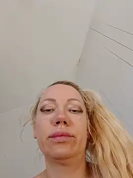 Snapshot of SofiaJoy chatting on 8, 7, 2026 SofiaJoy online show from 8, 7, 2026