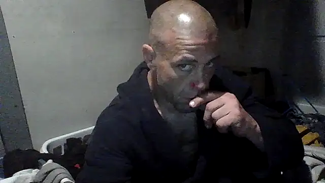 Snapshot of oglong chatting on 8, 6, 2026 oglong online show from 8, 6, 2026