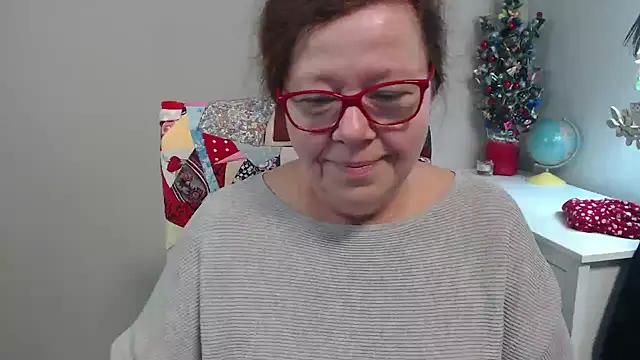 Snapshot of Adelewildx chatting on 7, 1, 2025 Adelewildx online show from 7, 1, 2025