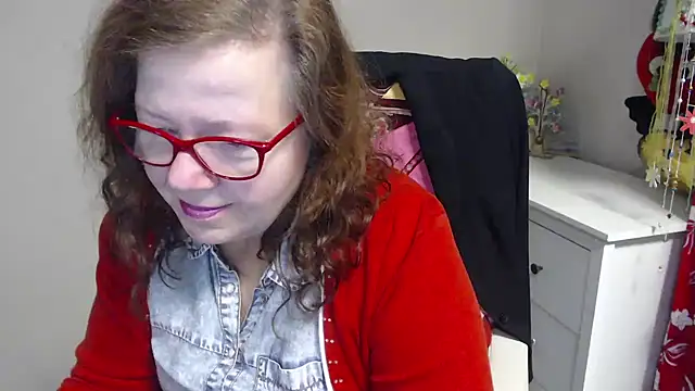 Snapshot of Adelewildx chatting on 12, 2, 2025 Adelewildx online show from 12, 2, 2025