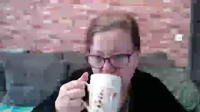 Snapshot of Adelewildx chatting on 28, 2, 2025 Adelewildx online show from 28, 2, 2025
