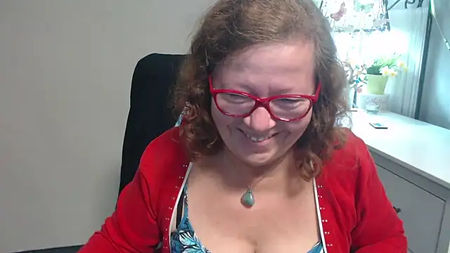 Snapshot of Adelewildx chatting on 16, 9, 2025 Adelewildx online show from 16, 9, 2025