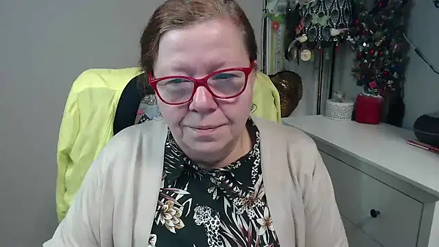 Snapshot of Adelewildx chatting on 19, 12, 2025 Adelewildx online show from 19, 12, 2025