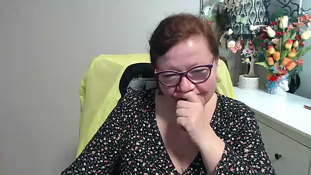 Snapshot of Adelewildx chatting on 9, 2, 2026 Adelewildx online show from 9, 2, 2026