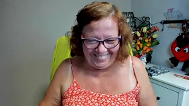 Snapshot of Adelewildx chatting on 23, 6, 2026 Adelewildx online show from 23, 6, 2026