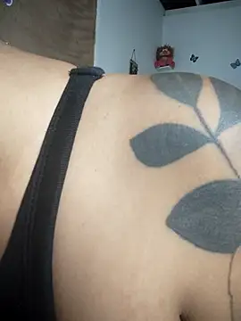 Snapshot of darsha_sahu chatting on 28, 11, 2025 darsha sahu online show from 28, 11, 2025