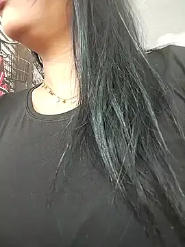 Snapshot of darsha_sahu chatting on 5, 7, 2026 darsha sahu online show from 5, 7, 2026