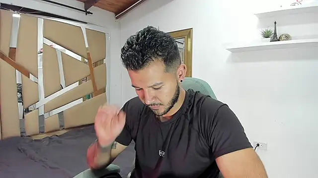 Snapshot of mister_miike chatting on 14, 3, 2025 mister miike online show from 14, 3, 2025