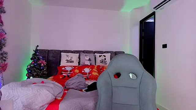 Snapshot of mister_miike chatting on 3, 12, 2025 mister miike online show from 3, 12, 2025