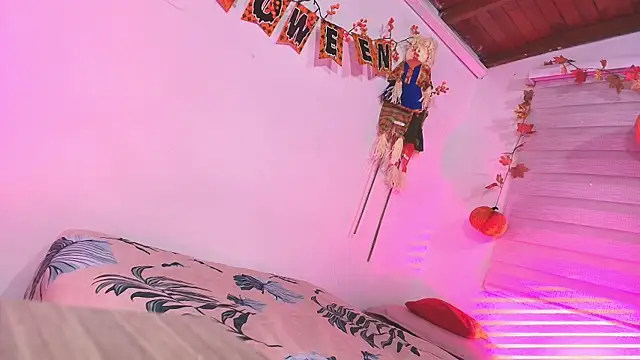 emyli sw  online show from 26, 10, 2025