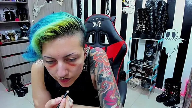 Snapshot of Mistress_Yelena chatting on 7, 2, 2025 Mistress Yelena online show from 7, 2, 2025