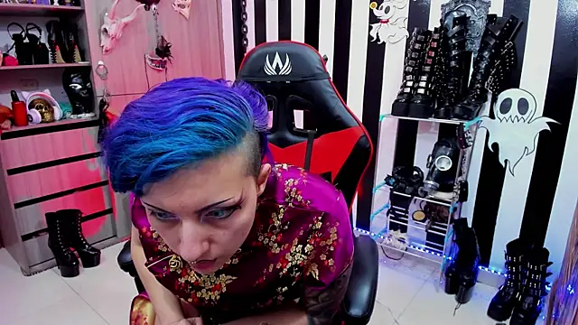 Snapshot of Mistress_Yelena chatting on 20, 3, 2025 Mistress Yelena online show from 20, 3, 2025