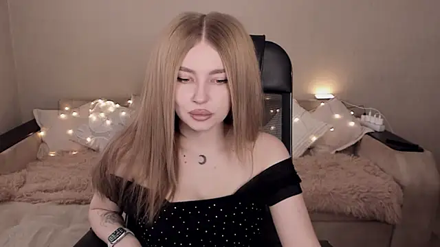 ViolettaLopez online show from 15, 2, 2025