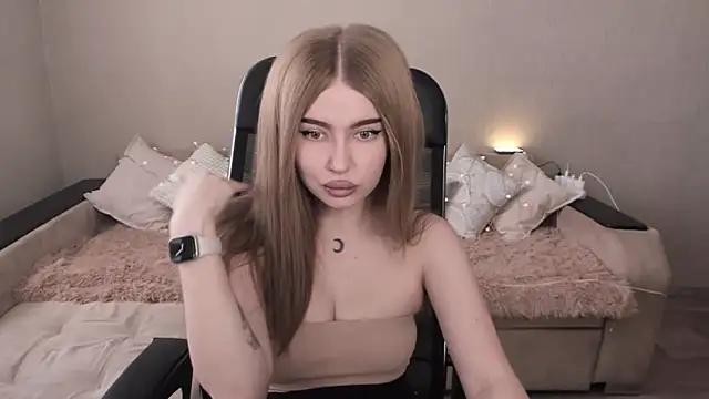 ViolettaLopez online show from 24, 2, 2025