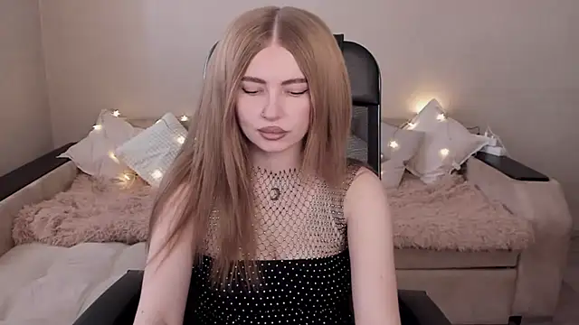 ViolettaLopez online show from 21, 3, 2025