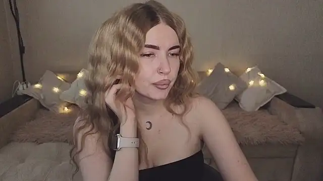 ViolettaLopez online show from 30, 9, 2025